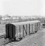 859380 Afbeelding van de gesloten goederenwagen 2184 150 1 299-4 (type Gbs) van de N.S. te Amersfoort.